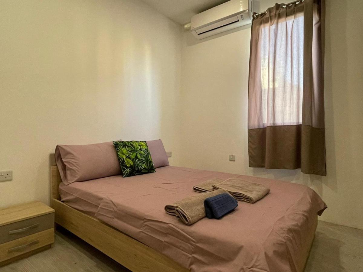 City Center Properties - Modern Room With Ac & Ensuit Bathroom - Room 1 San Pawl il-Baħar Kültér fotó