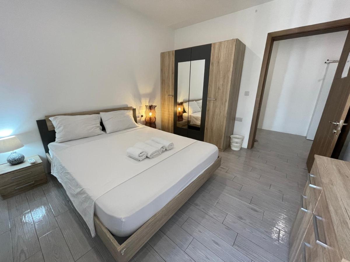 City Center Properties - Modern Room With Ac & Ensuit Bathroom - Room 1 San Pawl il-Baħar Kültér fotó