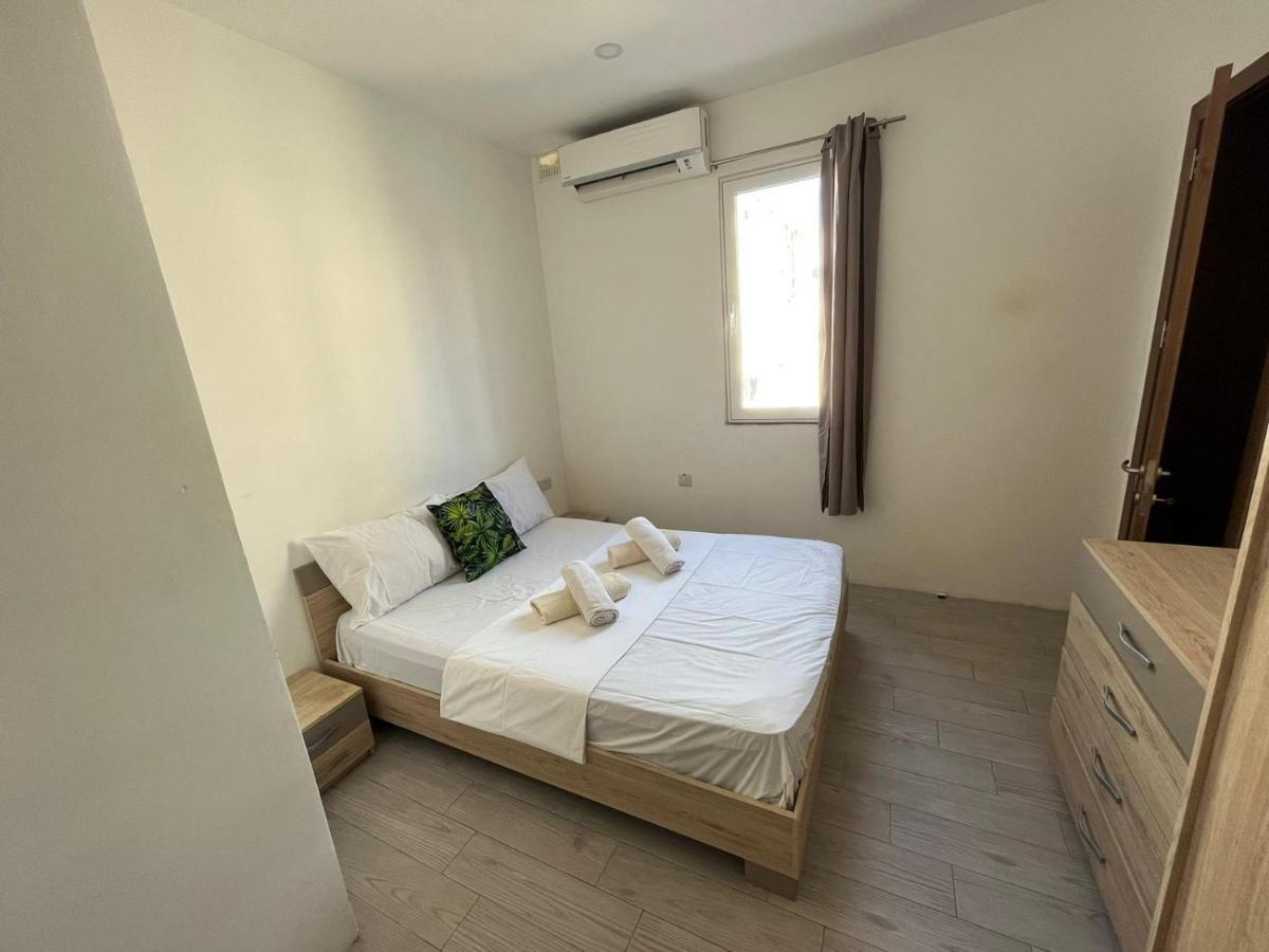 City Center Properties - Modern Room With Ac & Ensuit Bathroom - Room 1 San Pawl il-Baħar Kültér fotó